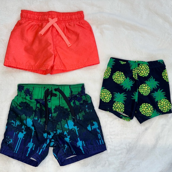 • Swim Trunks — Cat & Jack, Old Navy, Primark • (3) boys Swim Bottoms - 0-3 mos - Picture 1 of 4
